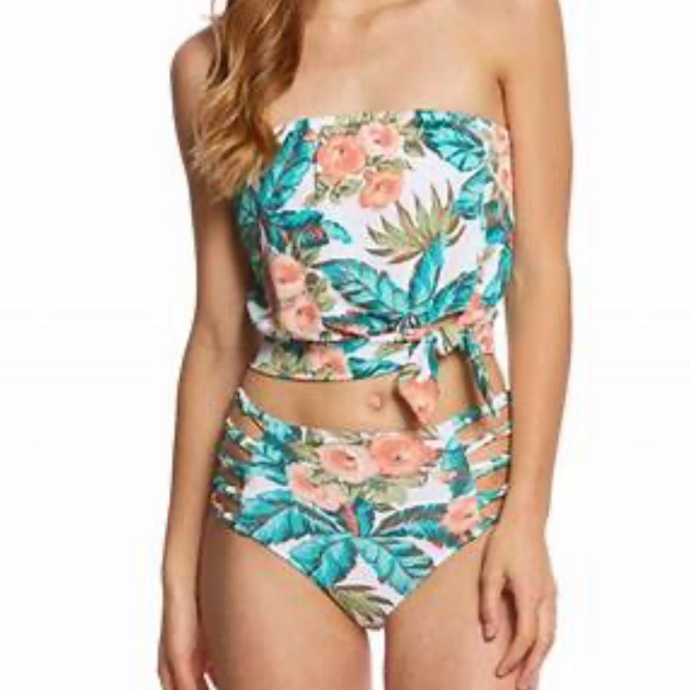 ONeill viva bikini size large